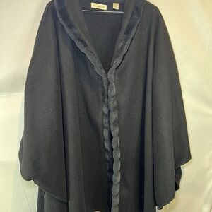 VINTAGE AMANDA SMITH CAPE PANCHO FAUX FUR BLACK SCARF FLEECE ONE SIZE OSFM